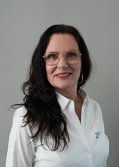 fredrika <br>holm